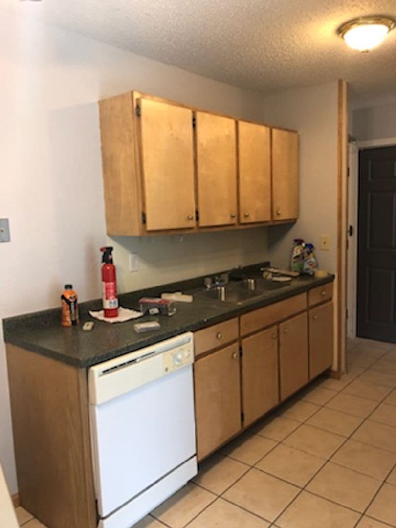 Minneapolis Apartment: 414 7th Ave SE