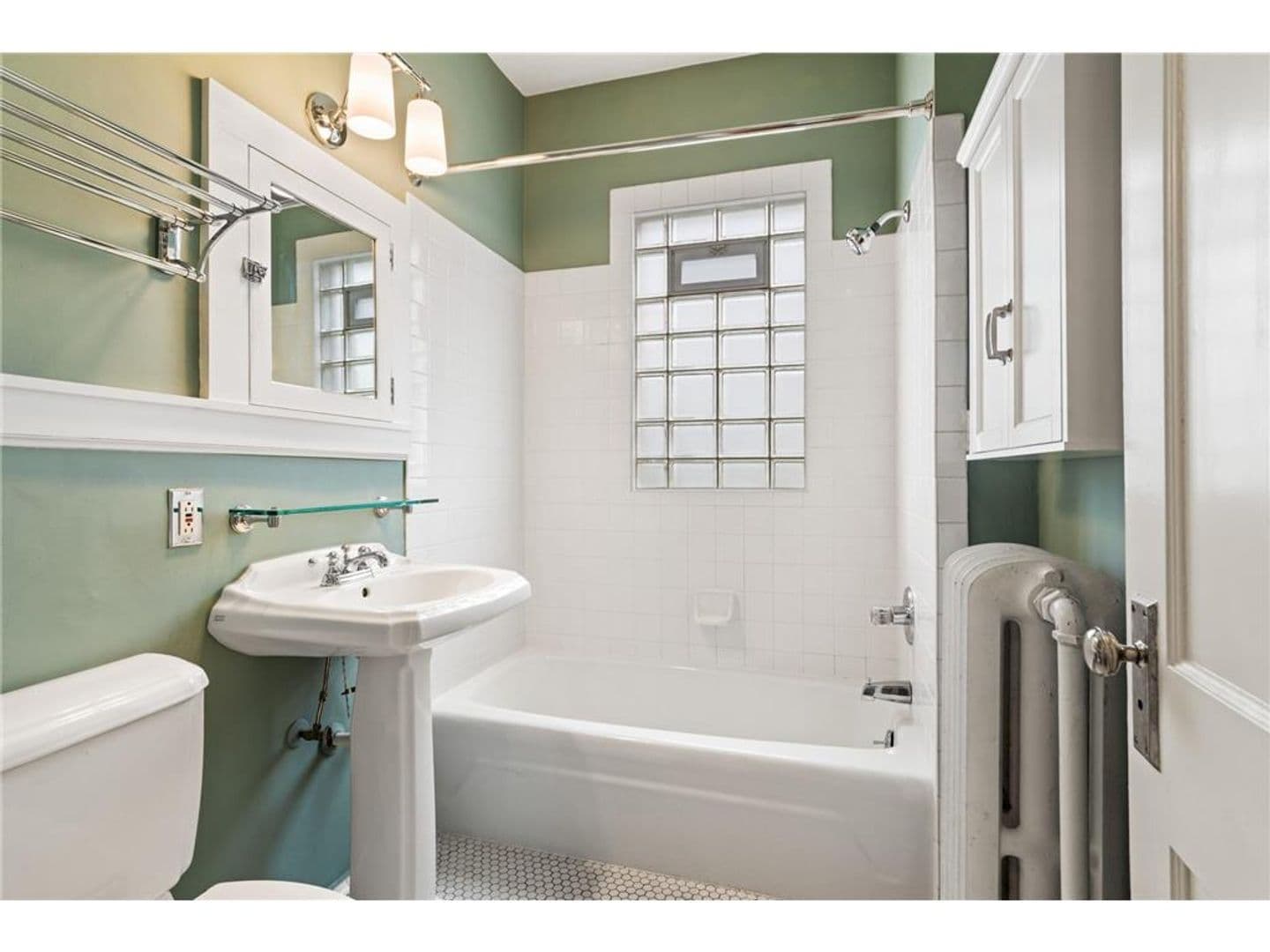 St. Paul House: 1577 Osceola Ave