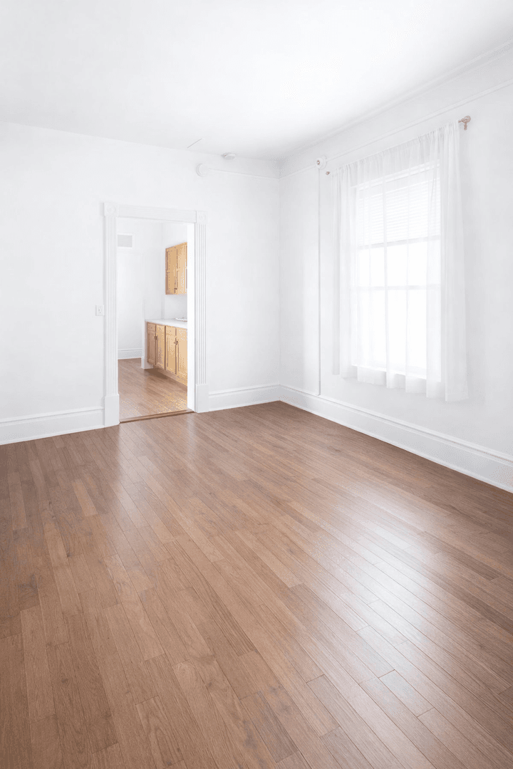 Minneapolis Apartment: 1025-27 12th Ave SE