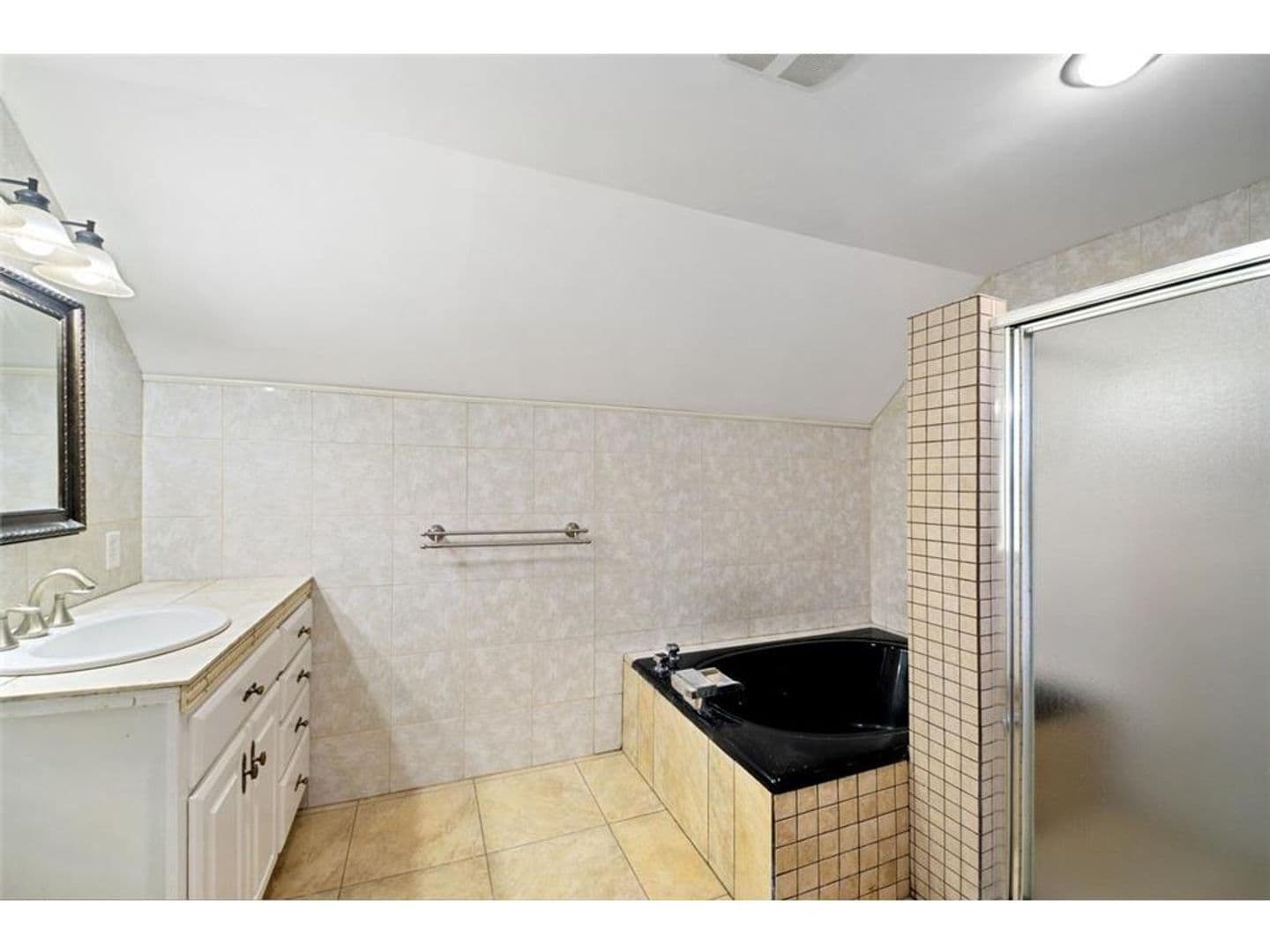 St. Paul House: 1495 Selby Ave