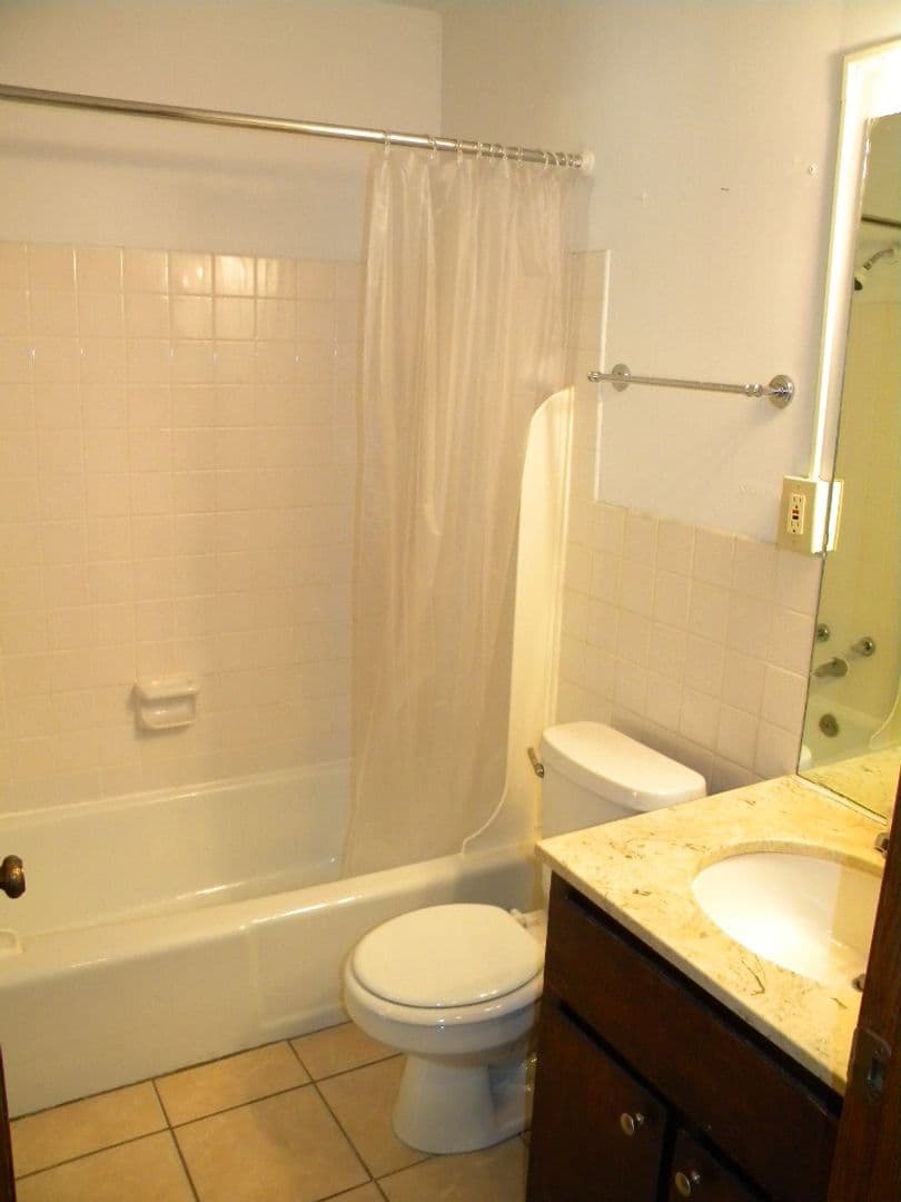 Minneapolis Apartment: 904-912 21st Ave S