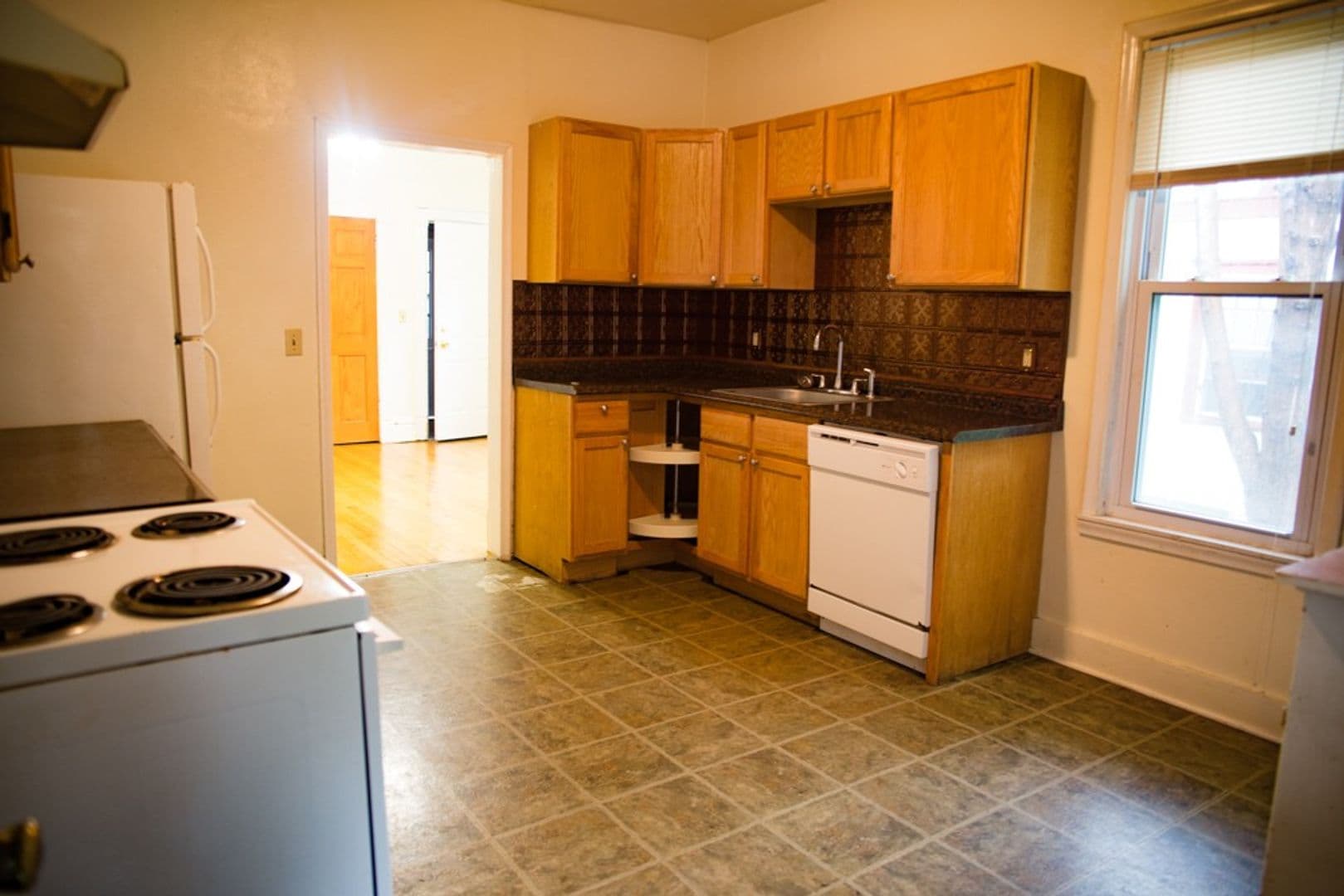 Minneapolis Apartment: 1075 24th Ave SE