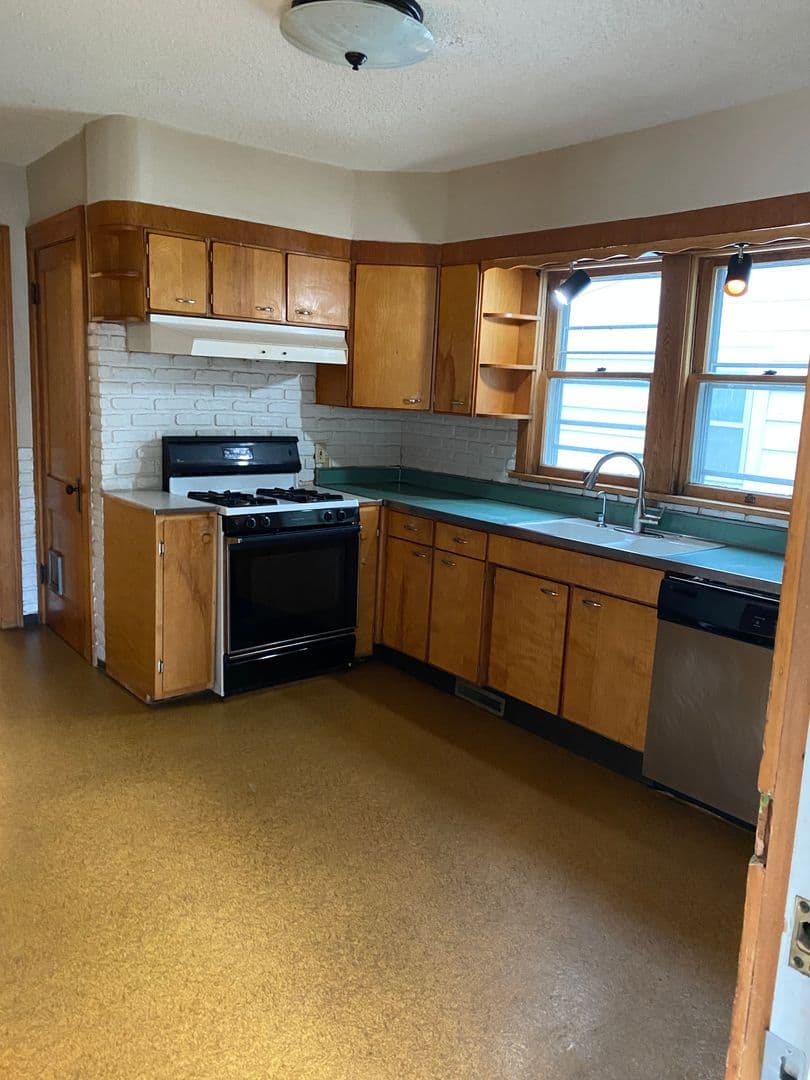 Minneapolis House: 1108 23rd Ave SE