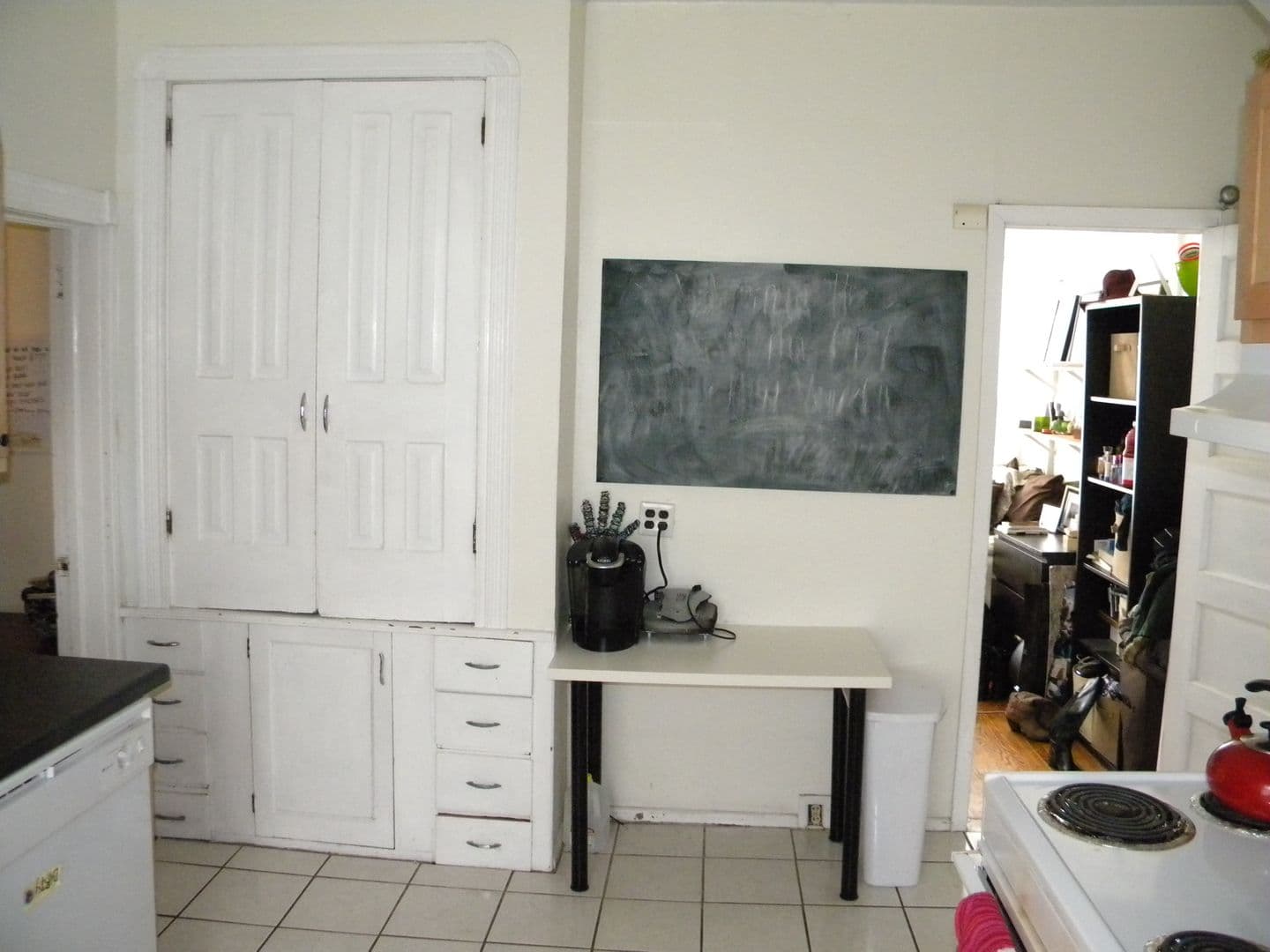 St. Paul Apartment: 2215 Como Ave