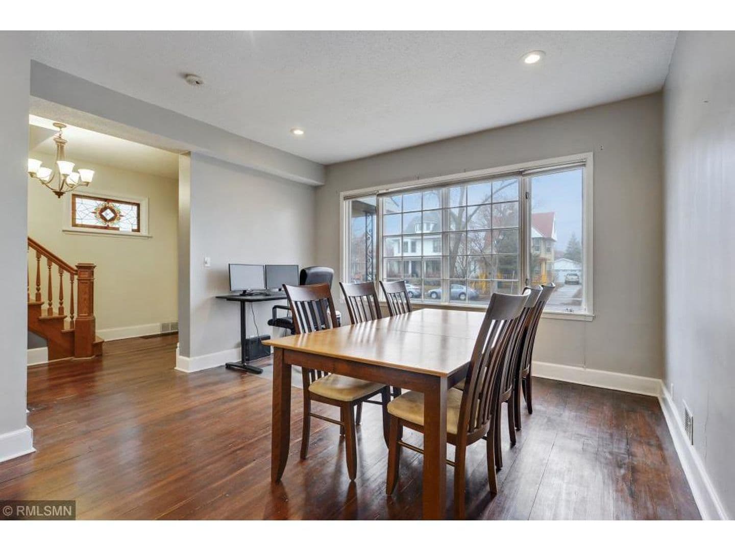 St. Paul Apartment: 1522 Minnehaha Ave W