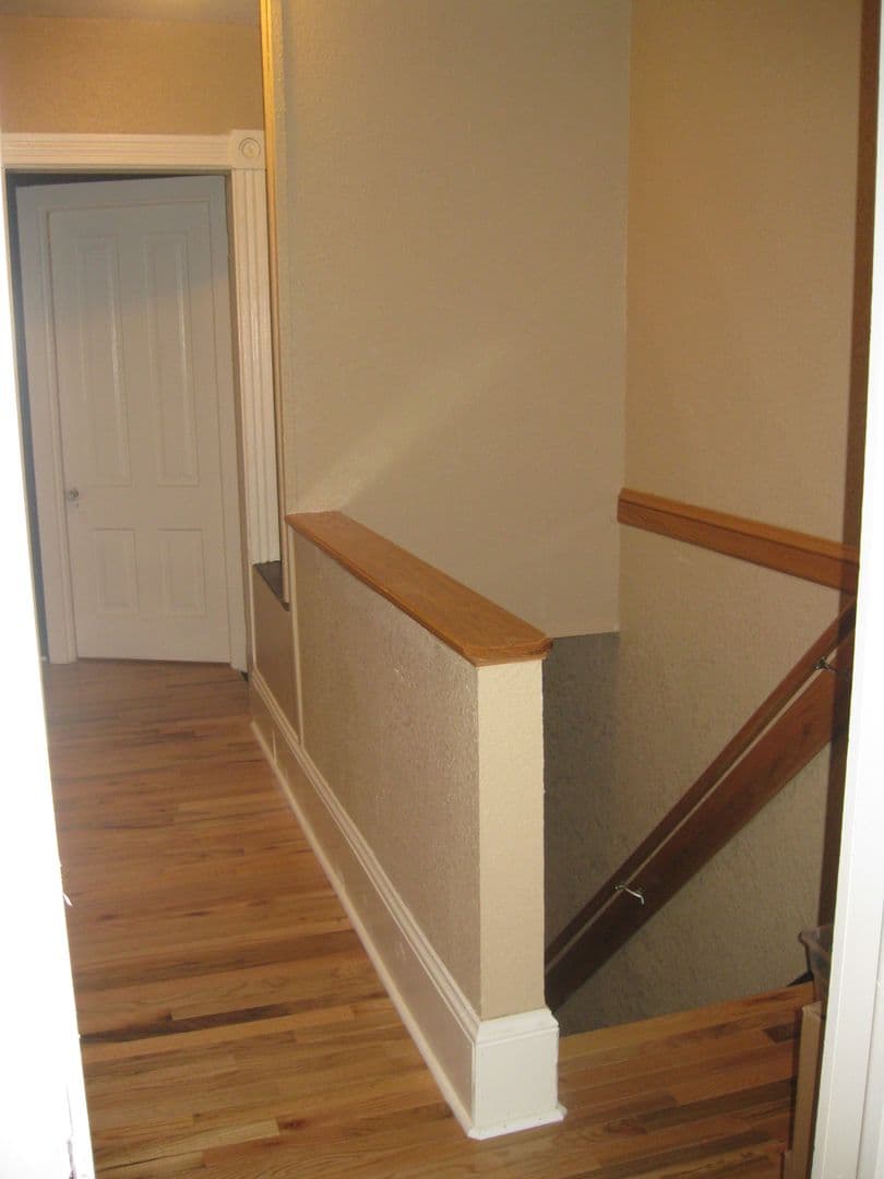 Minneapolis Apartment: 628-30 11th Ave SE