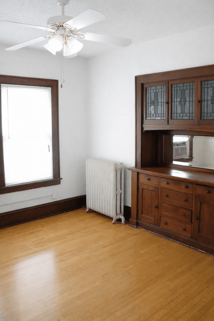 Minneapolis Apartment: 410 5th St NE