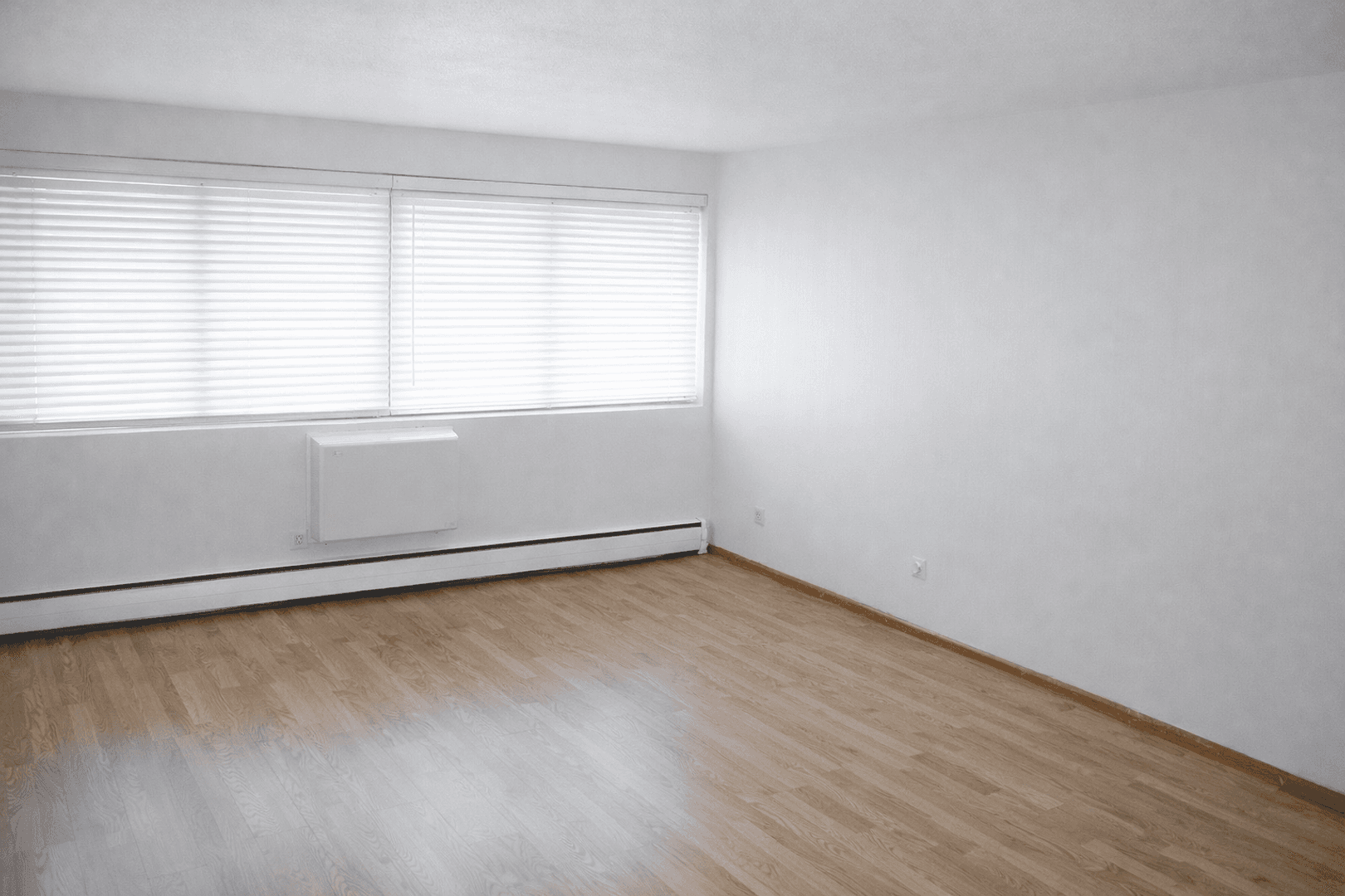 Minneapolis Apartment: 616 10th Ave SE