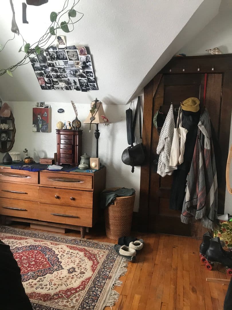 Minneapolis Apartment: 811 28th Ave S