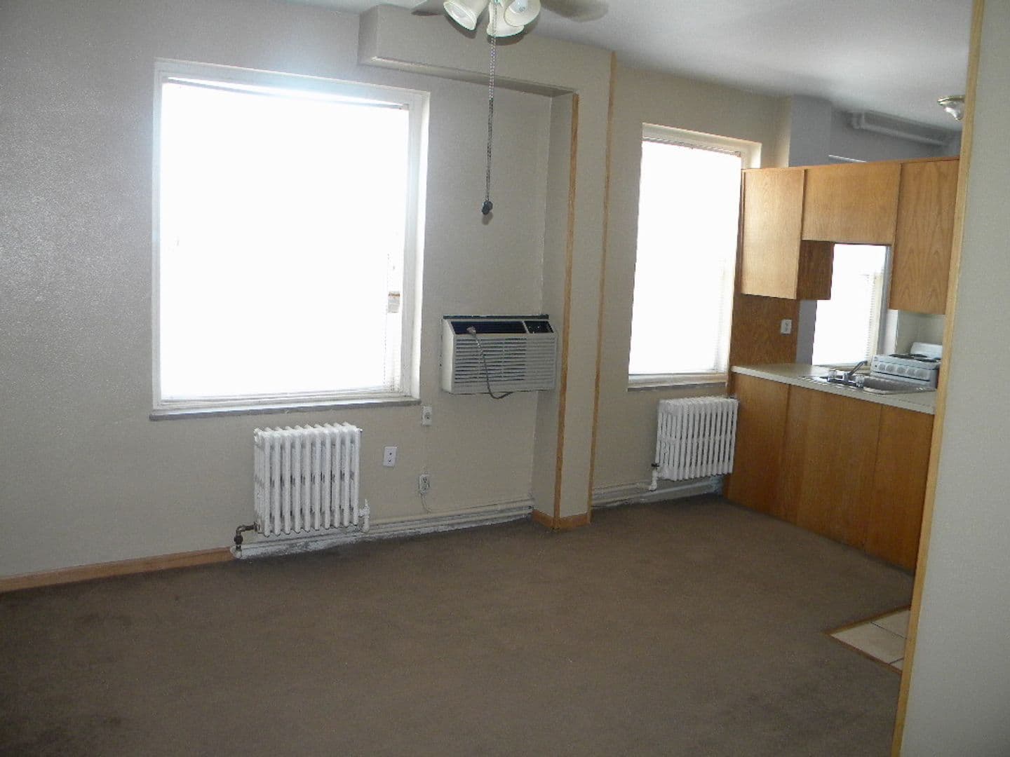 Minneapolis Apartment: 414 7th Ave SE