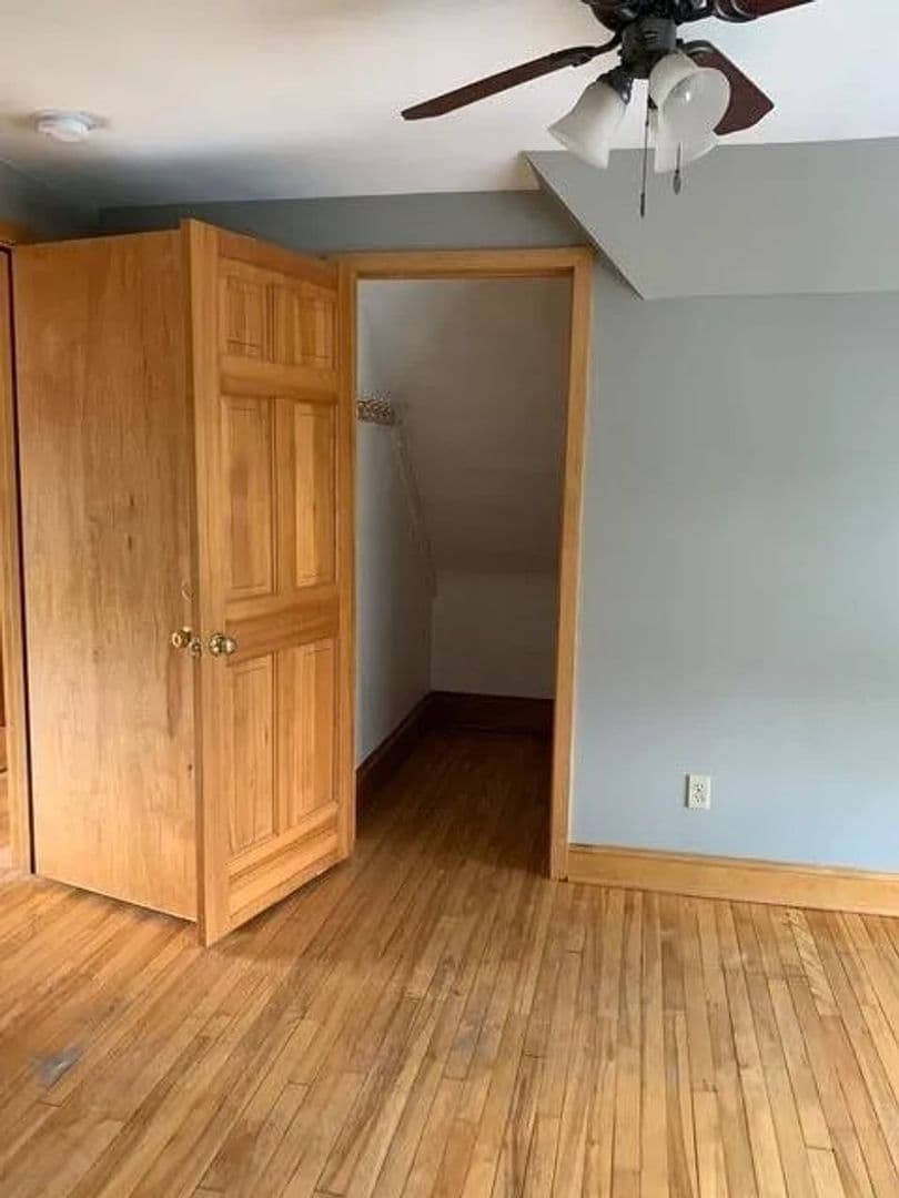 St. Paul Apartment: 803 Snelling Ave N