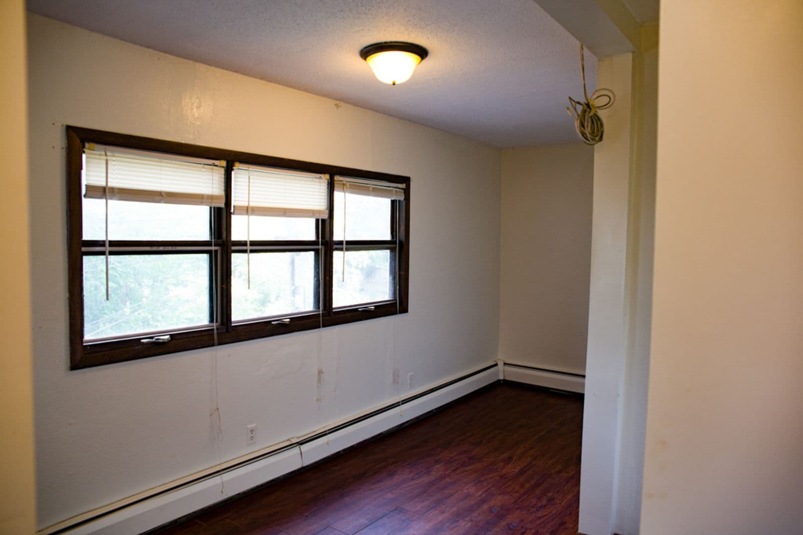 Minneapolis Apartment: 513 8th Ave SE