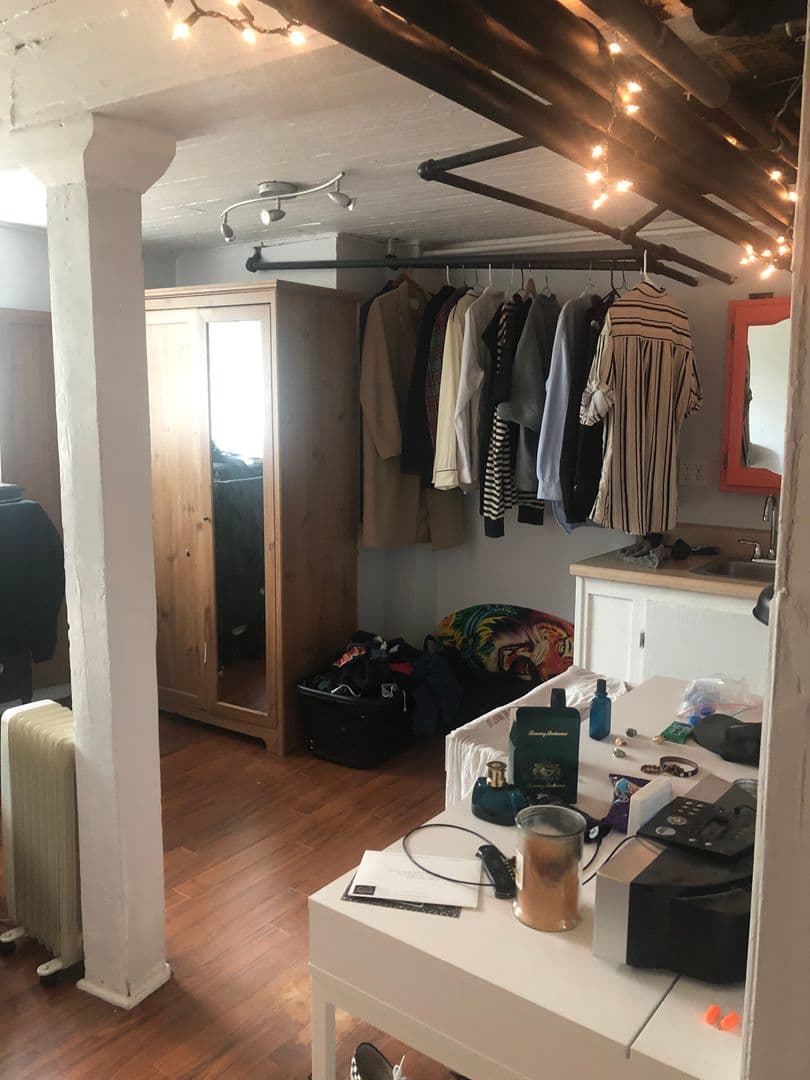 Minneapolis Apartment: 821 6th St SE