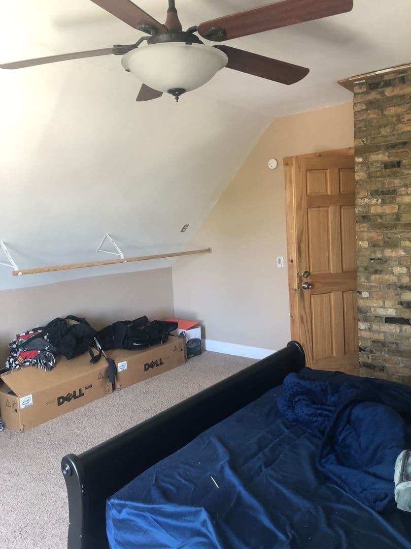 Minneapolis Apartment: 821 6th St SE