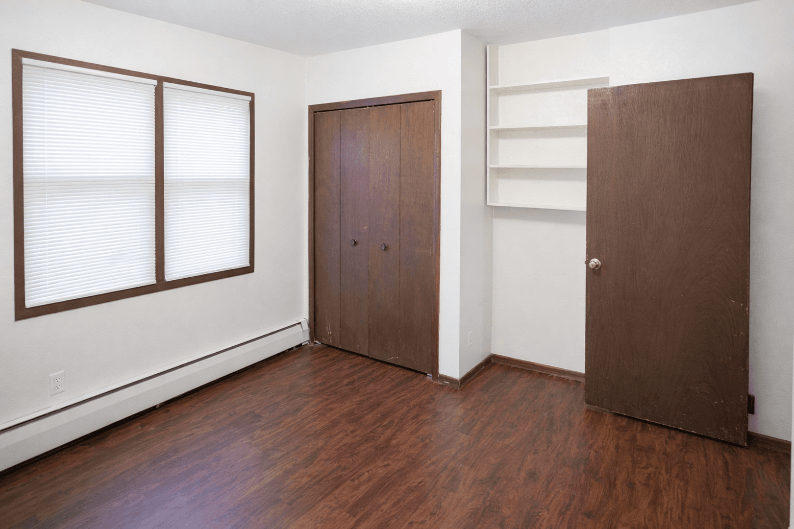 Minneapolis Apartment: 513 8th Ave SE