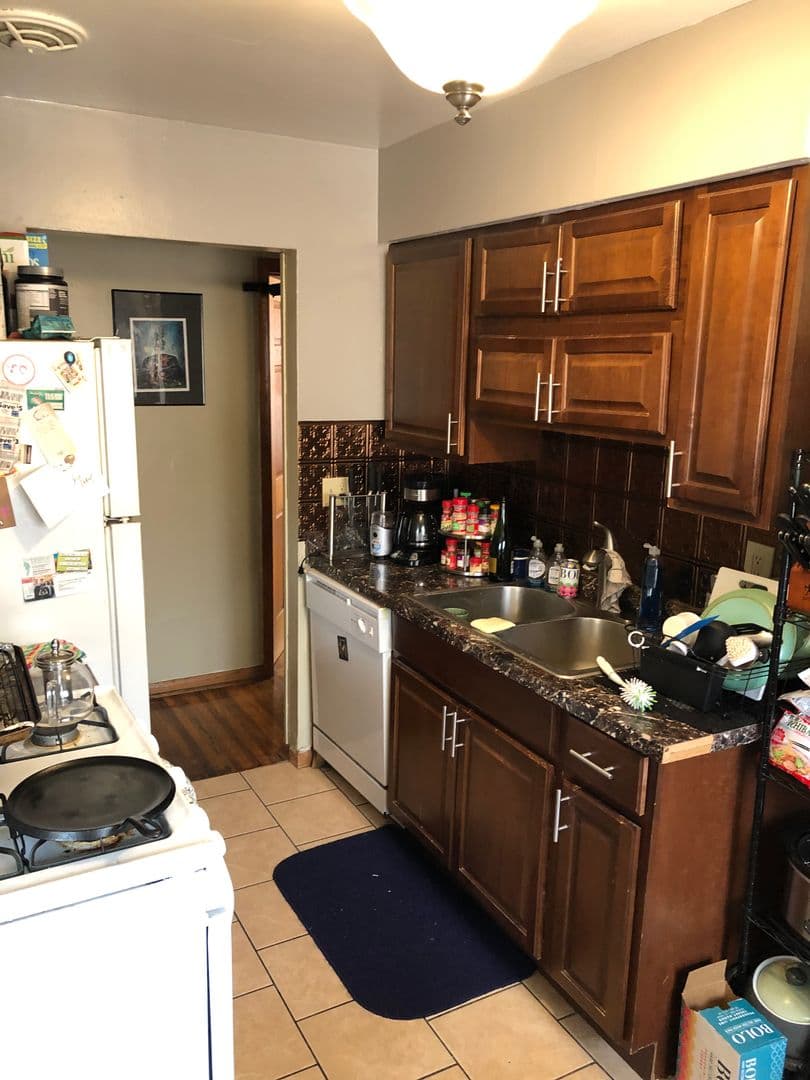 Minneapolis Apartment: 1823 Ulysses St NE