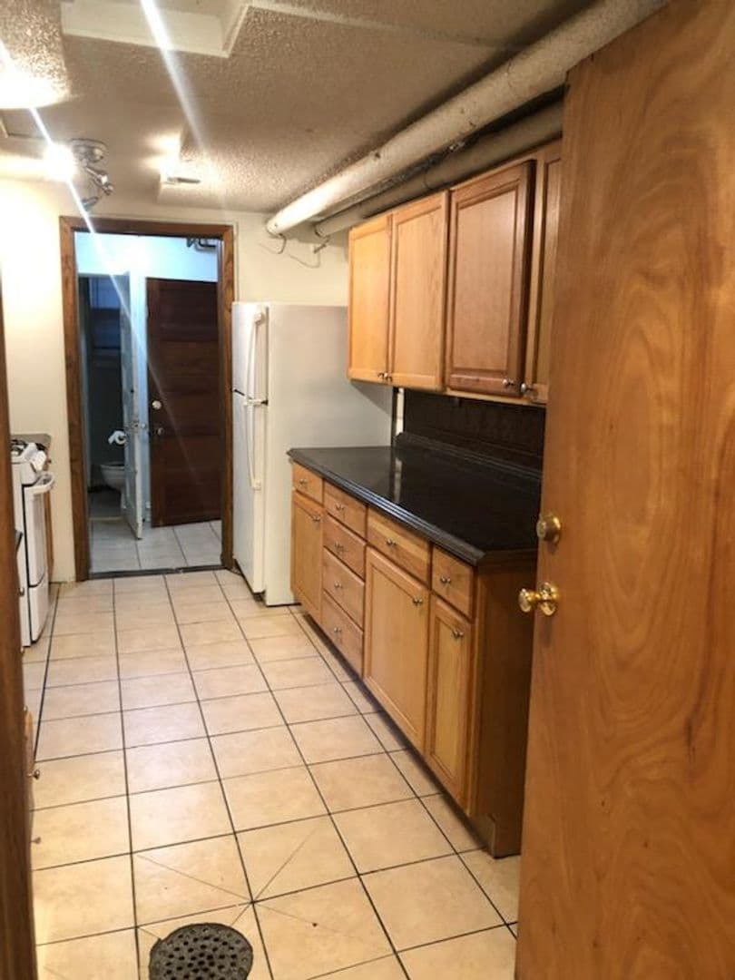 Minnneapolis Apartment: 417 11th Ave SE