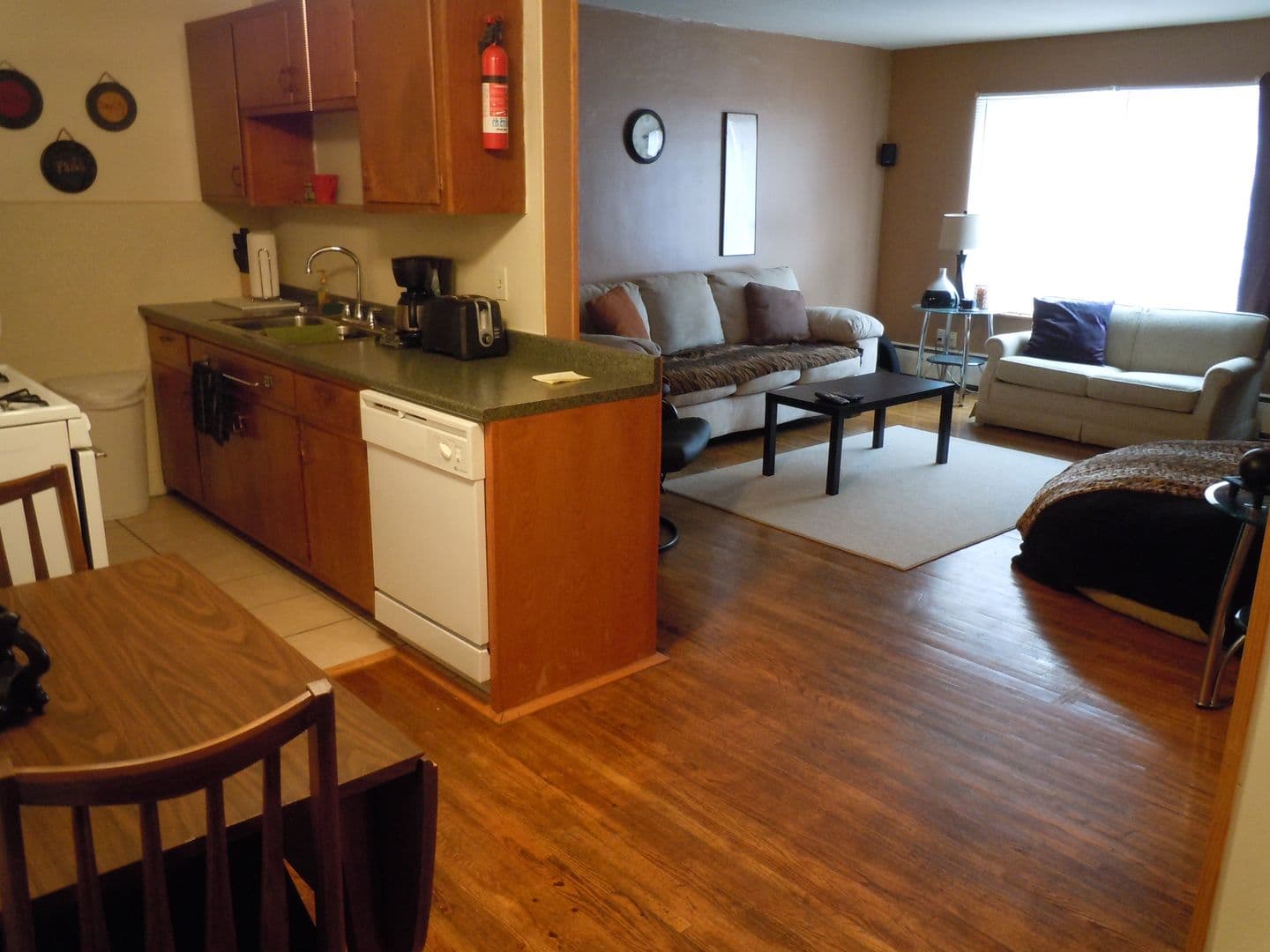 Minneapolis Apartment: 801 University Ave SE