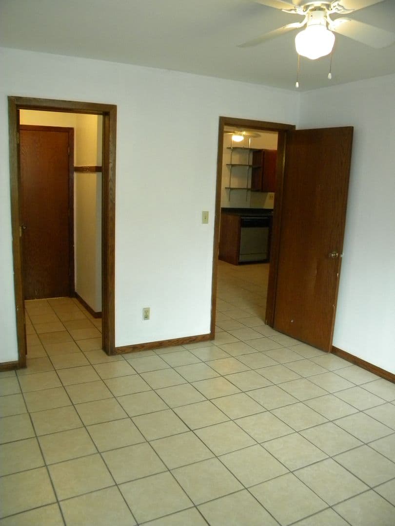 Minneapolis Apartment: 904-912 21st Ave S