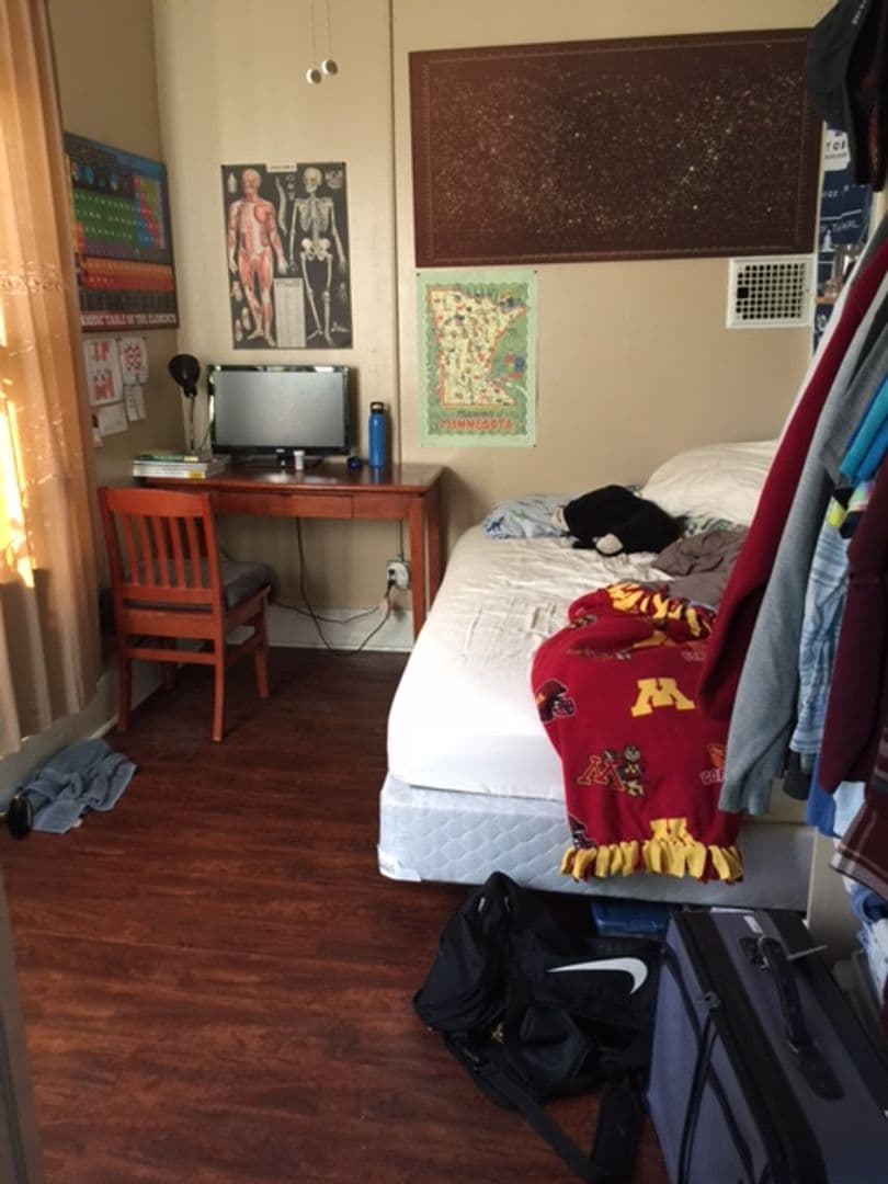 Minneapolis Apartment: 1014 7th St SE