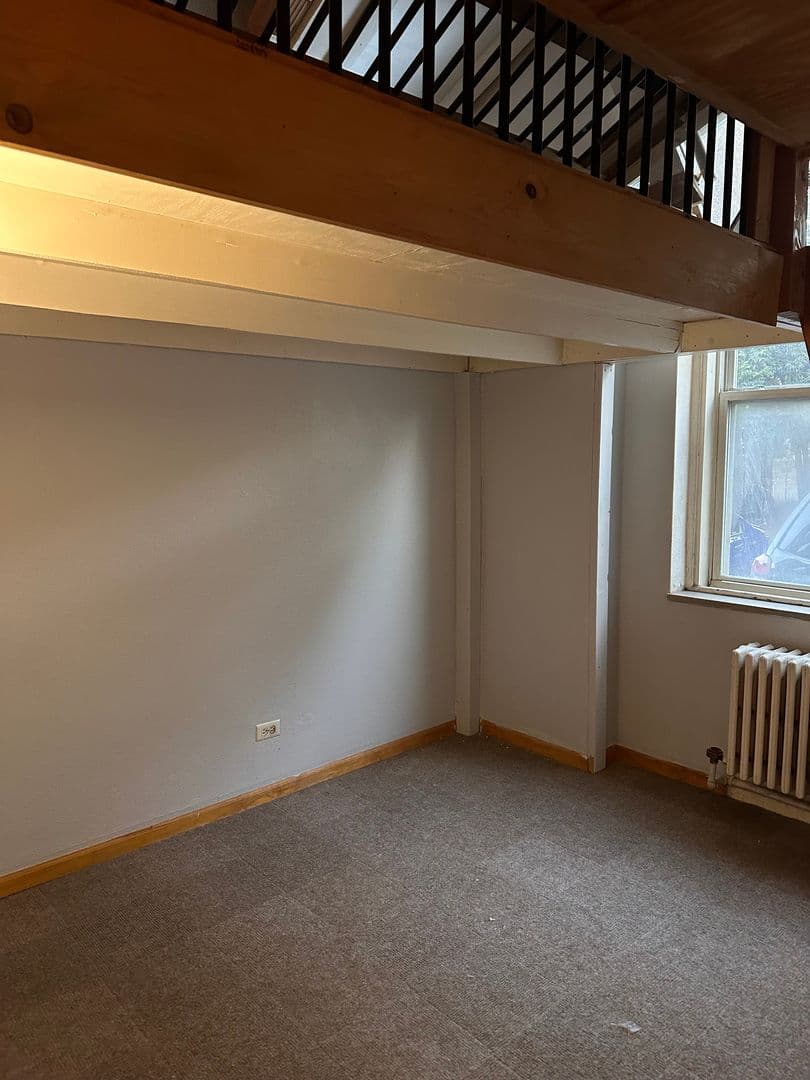Minneapolis Apartment: 414 7th Ave SE