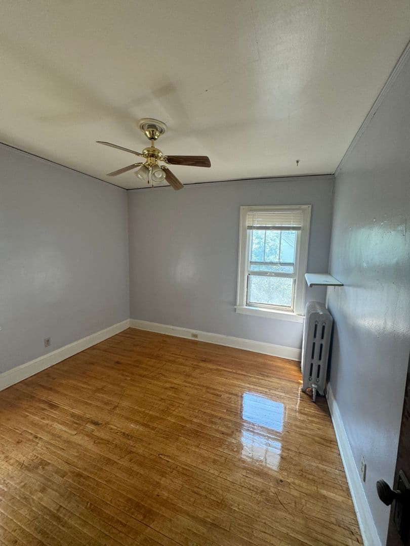Minneapolis Apartment: 806-08 5th St SE