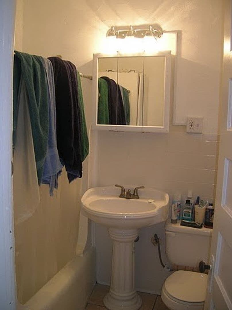 Minneapolis Apartment: 958 15th Ave SE
