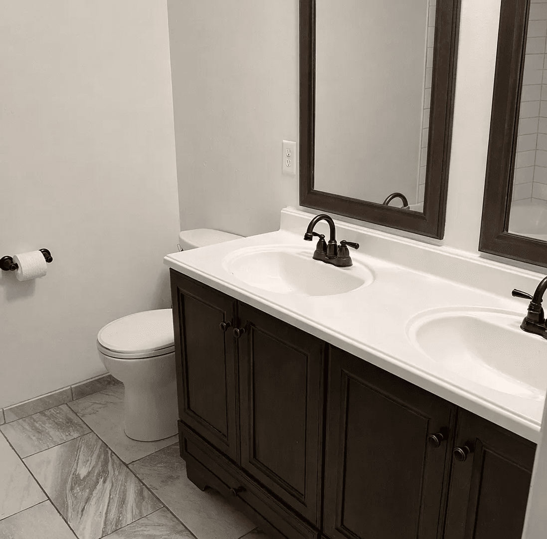 Minneapolis Apartment: 860 10th Ave SE