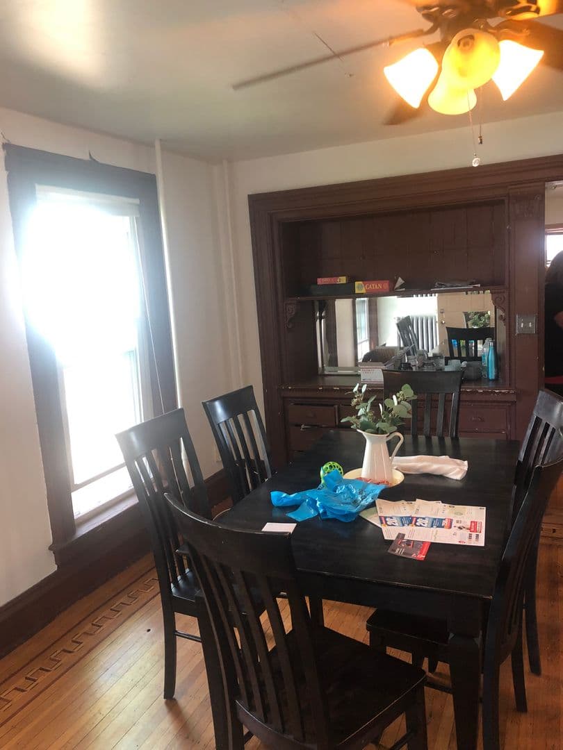 Minneapolis Apartment: 821 6th St SE