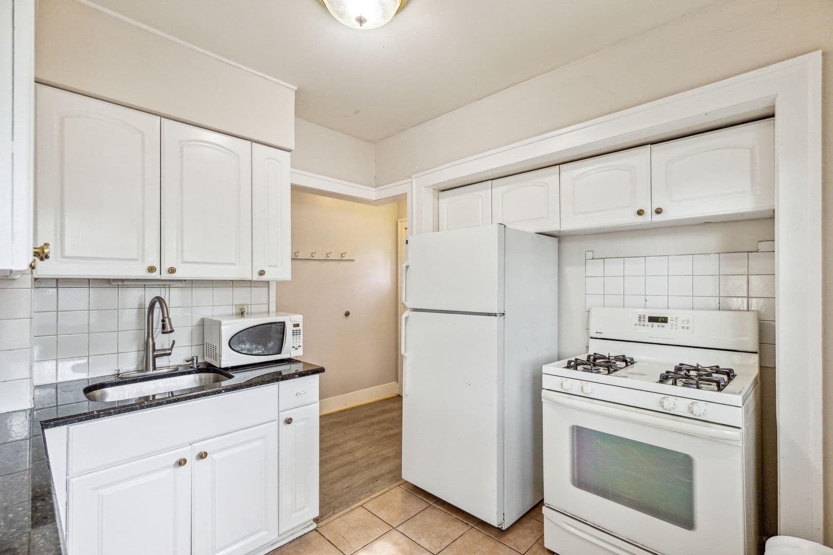 St. Paul House: 1583 Jefferson Ave