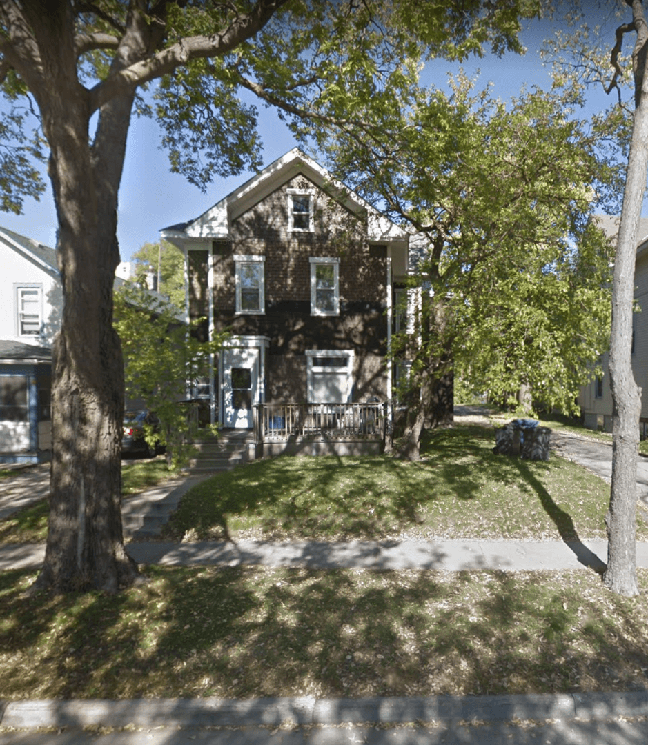 Minneapolis Apartment: 1309 7th St SE