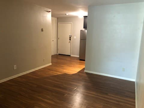 Minneapolis Apartment: 815 13th Ave SE