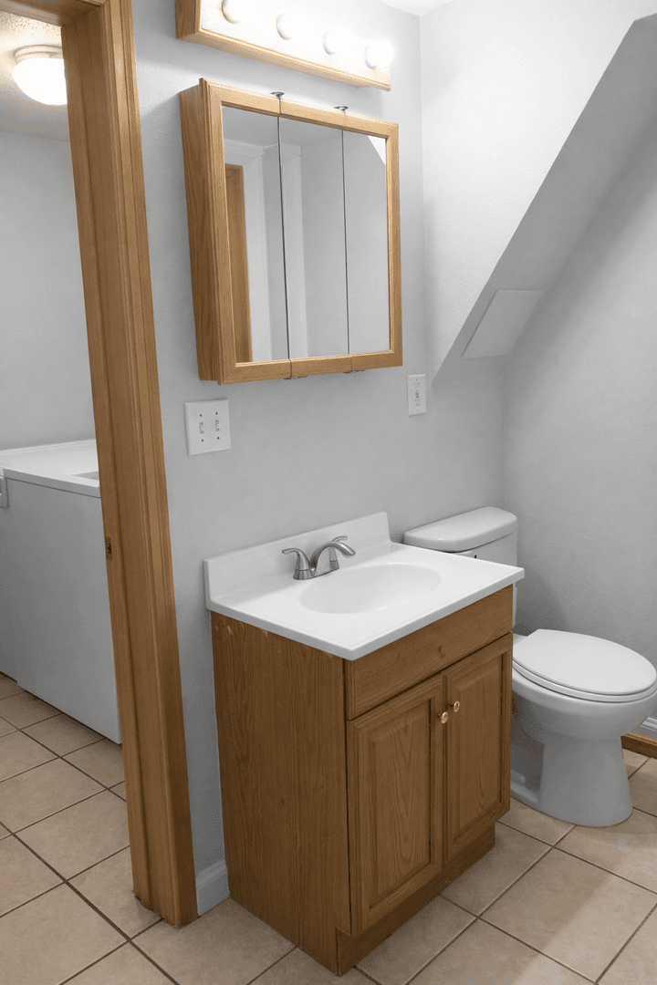 St Paul Apartment: 1146-48 Raleigh St