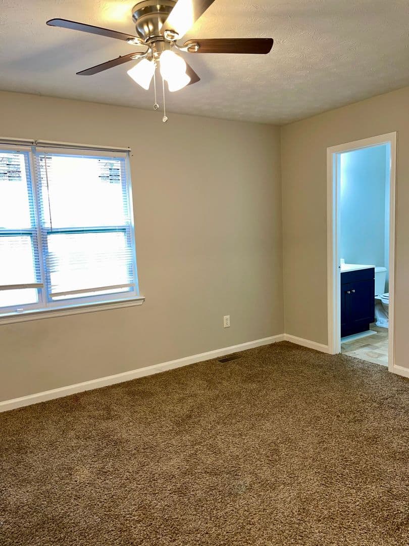 Atlanta Townhome: 945 Silverwood Drive