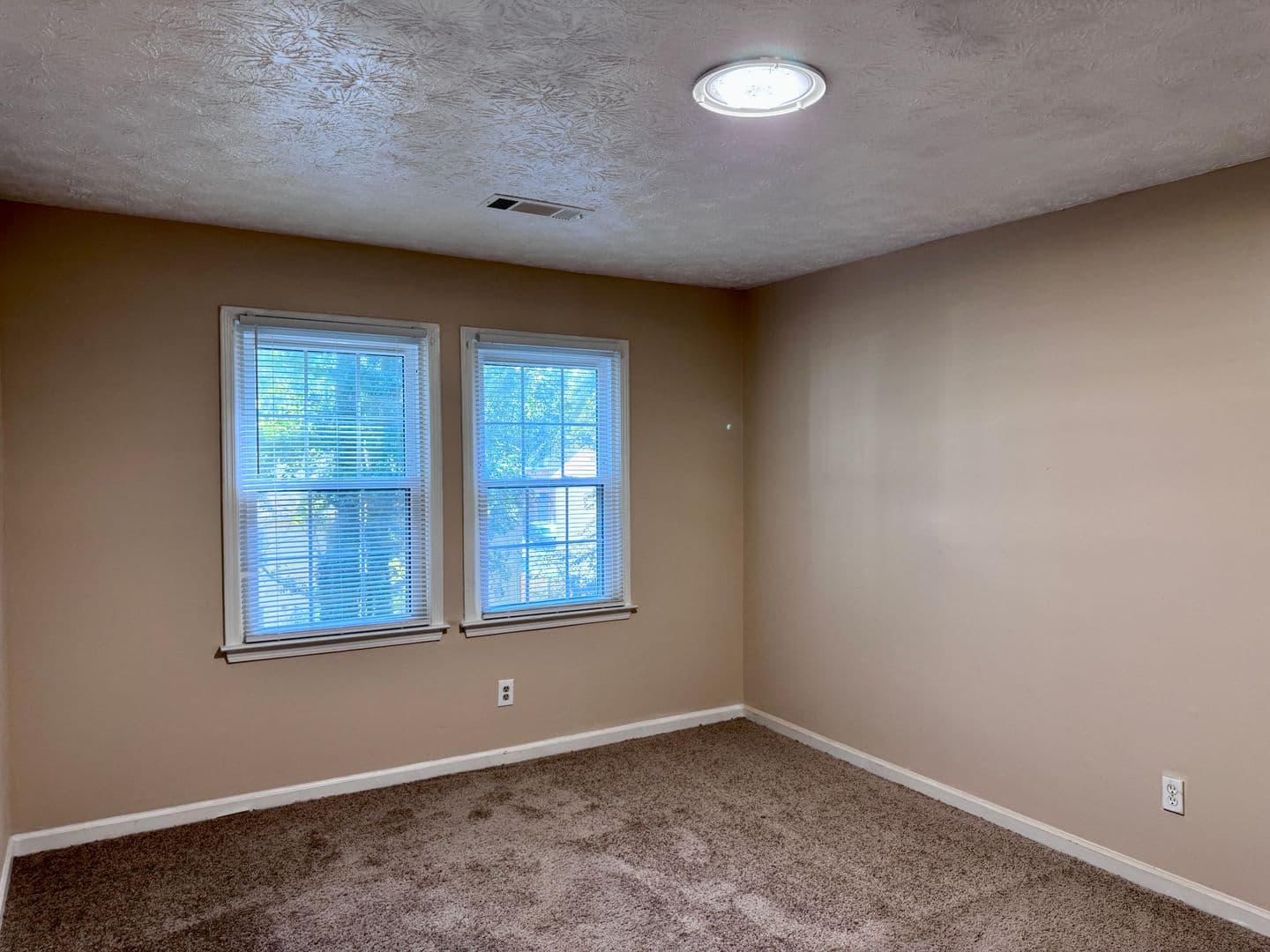 Stone Mountain Townhome: 5248 Ridge Forest Dr