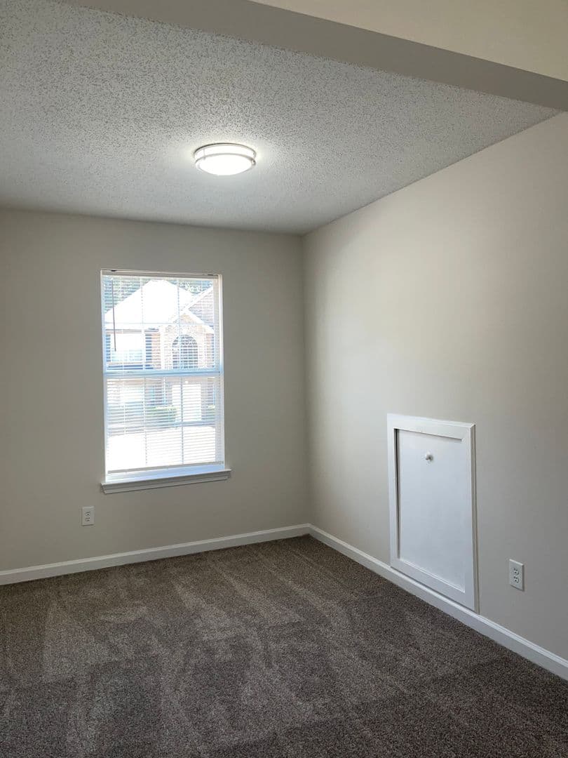 College Park House: 4181 Post Oak Grove