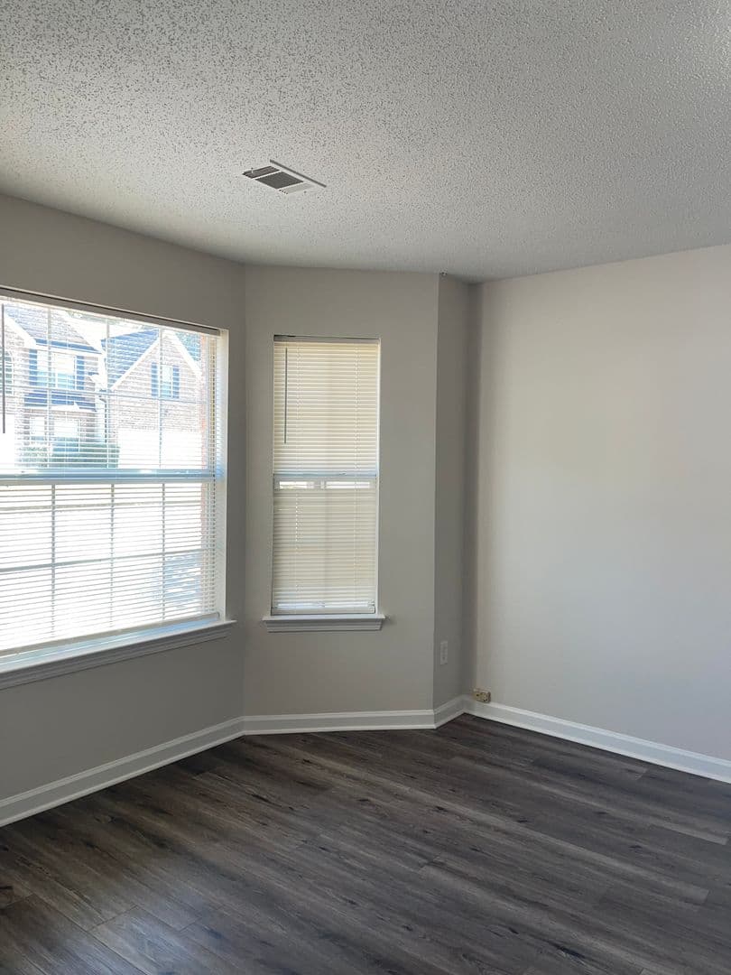 College Park House: 4181 Post Oak Grove