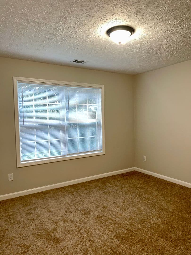 Jonesboro House: 8262 Parkwood Place