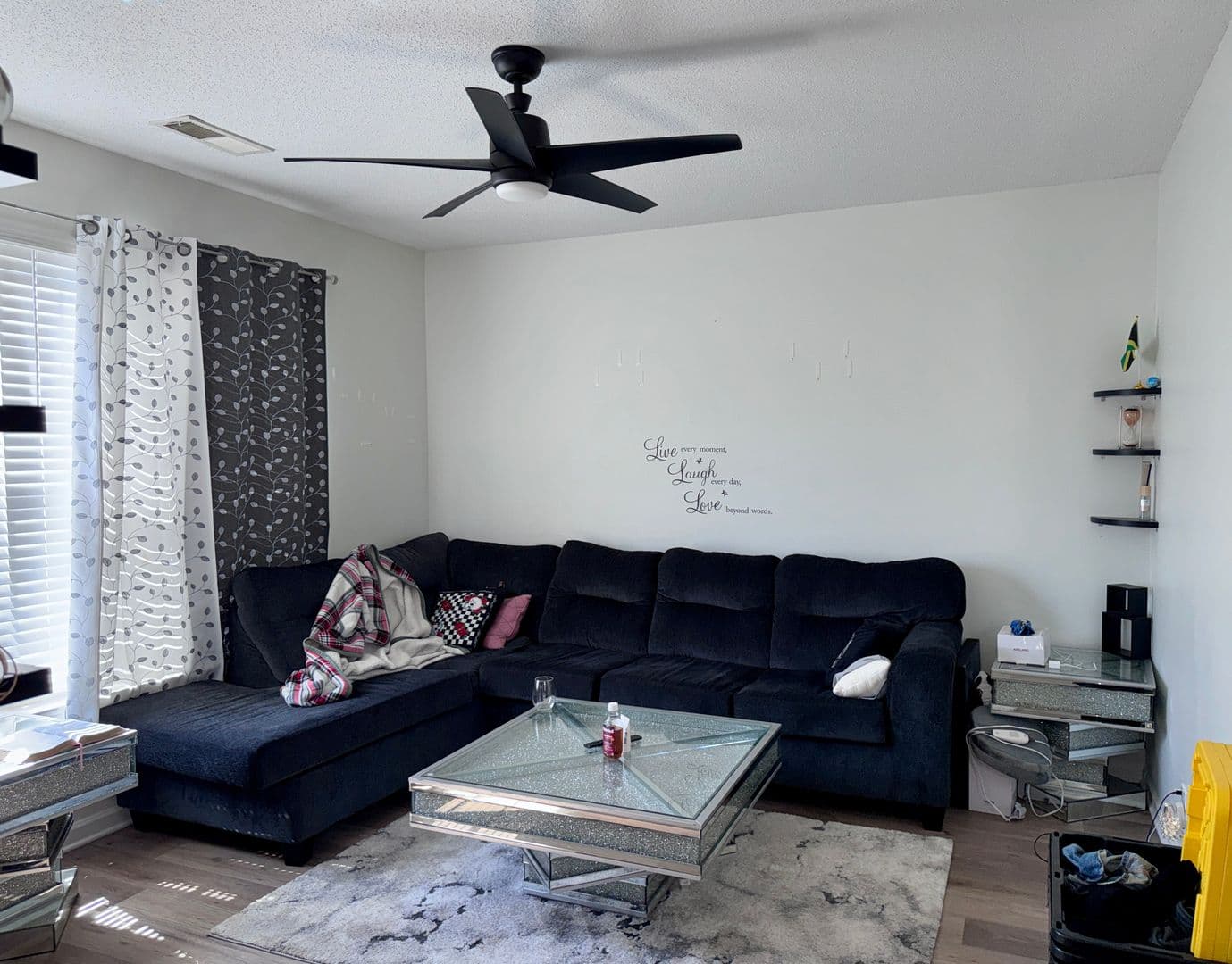 Jonesboro House: 304 Commons Dr