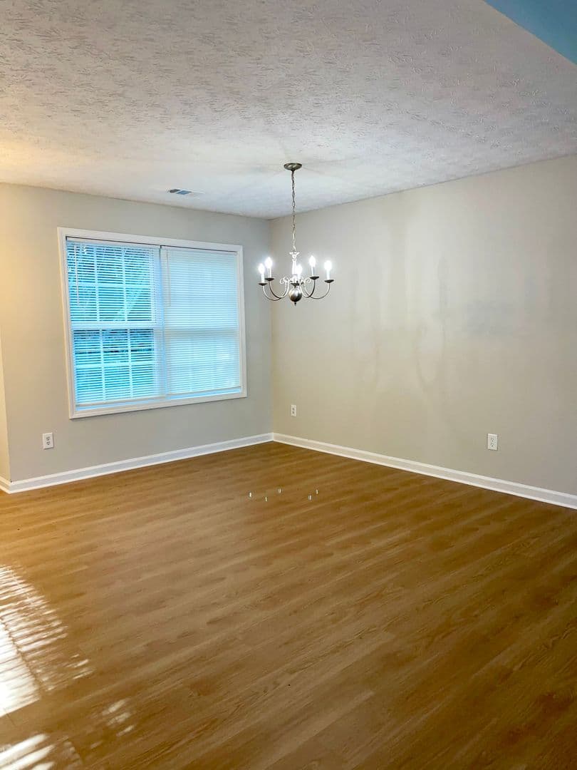 Jonesboro House: 8262 Parkwood Place