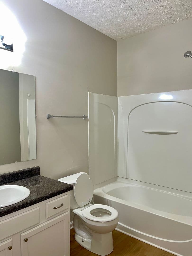 Jonesboro House: 8262 Parkwood Place