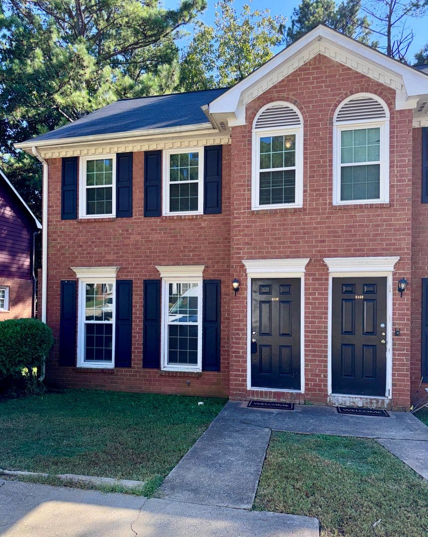 Stone Mountain Townhome: 5248 Ridge Forest Dr