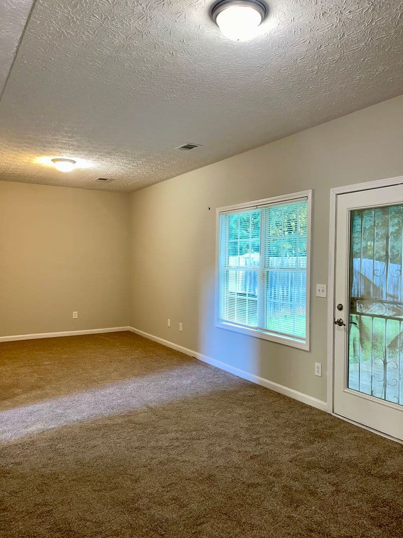 Jonesboro House: 8262 Parkwood Place