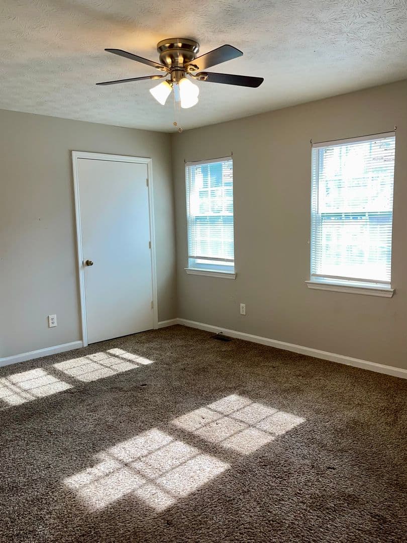 Atlanta Townhome: 945 Silverwood Drive
