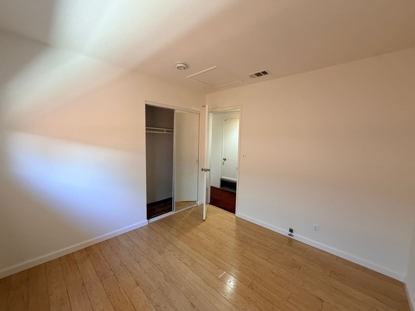 Milpitas House: 1445 Sonoma Dr