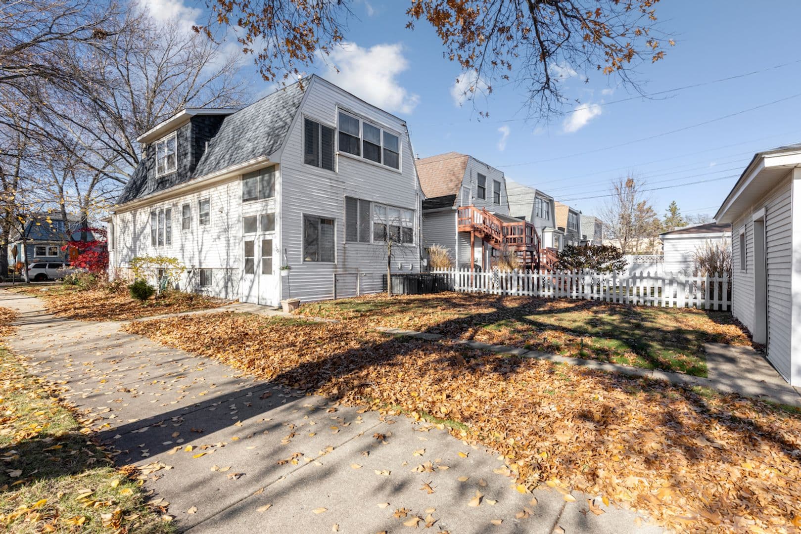 Chicago Apartment: 5701 N. Keystone