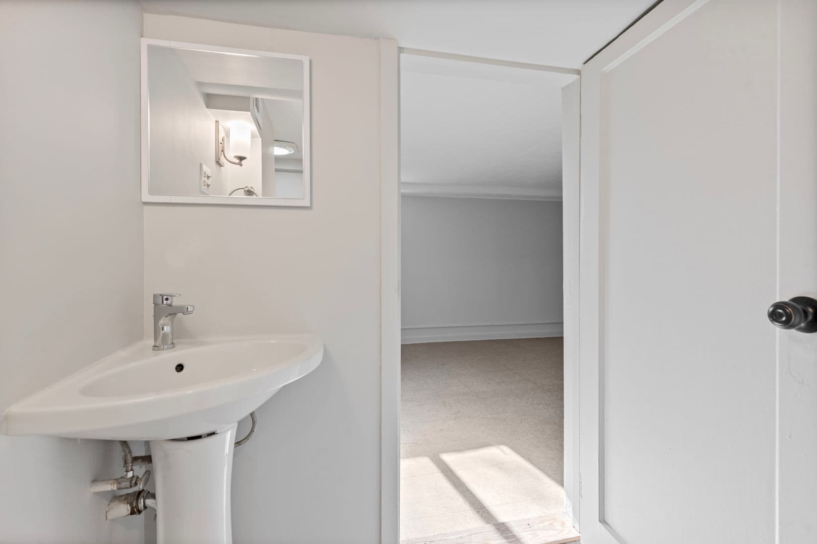 Chicago Apartment: 5701 N. Keystone