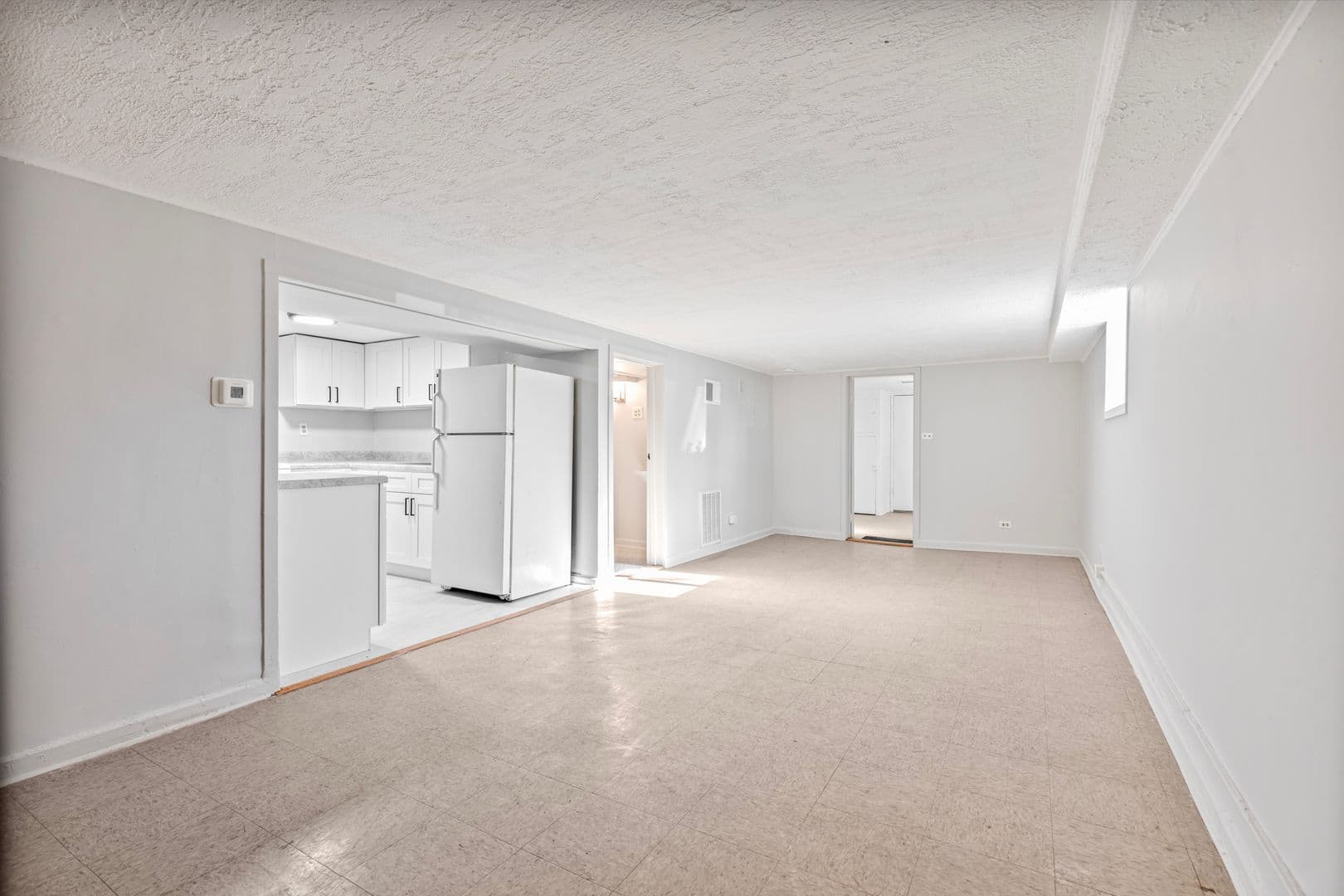 Chicago Apartment: 5701 N. Keystone