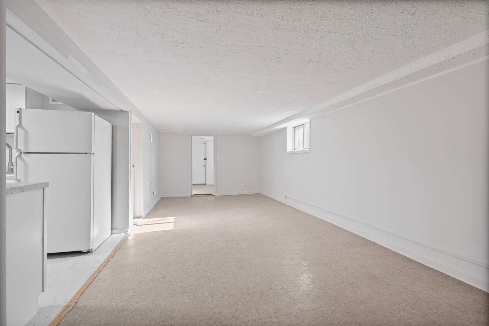 Chicago Apartment: 5701 N. Keystone