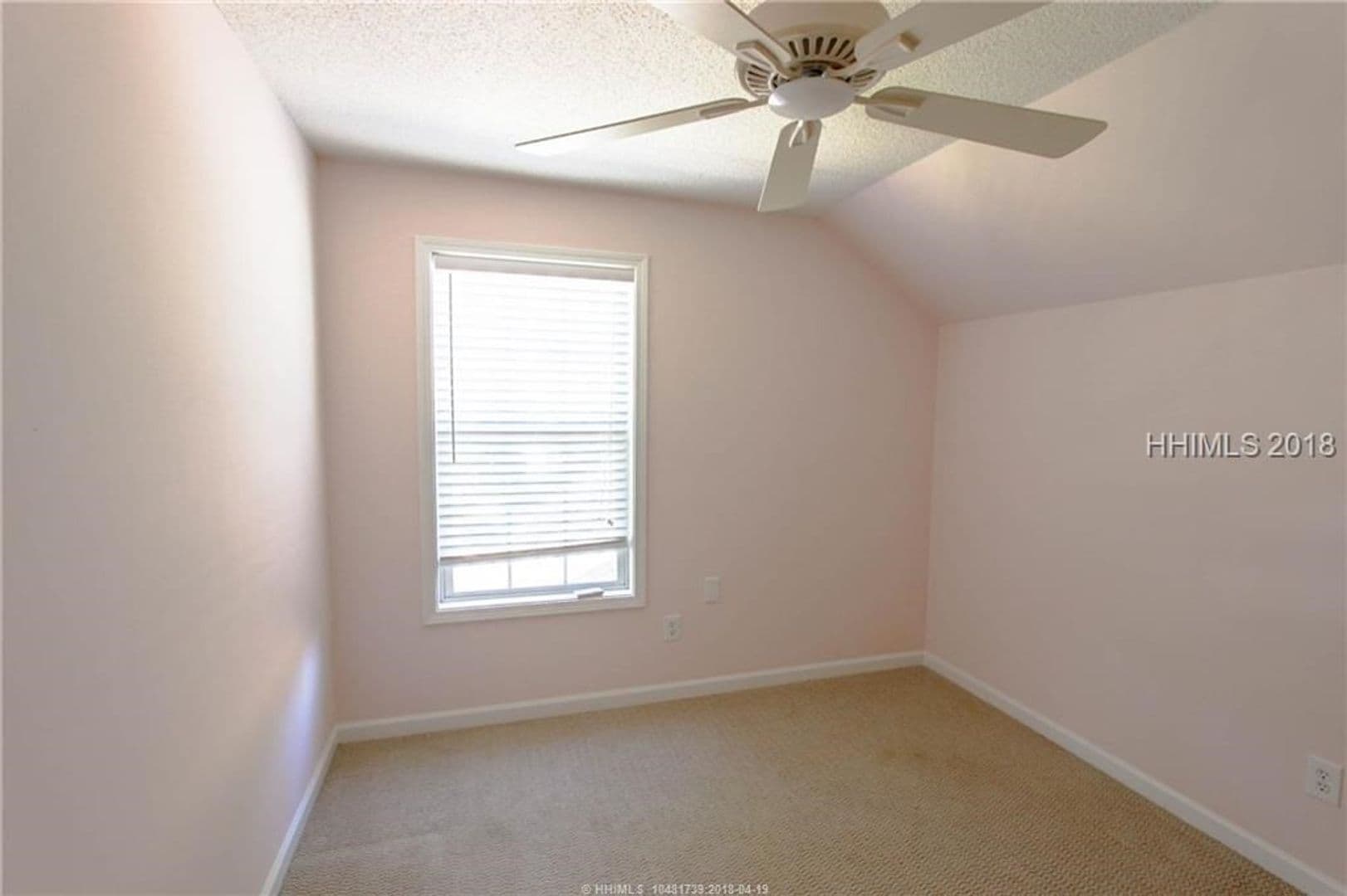 Bluffton House: 22 Lake Linden Drive